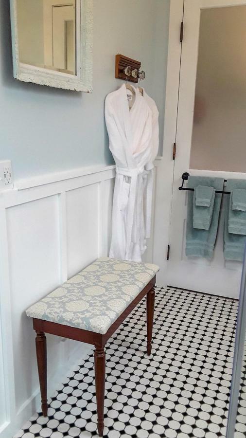 The Lamplighter Bed & Breakfast Of Ludington Eksteriør billede