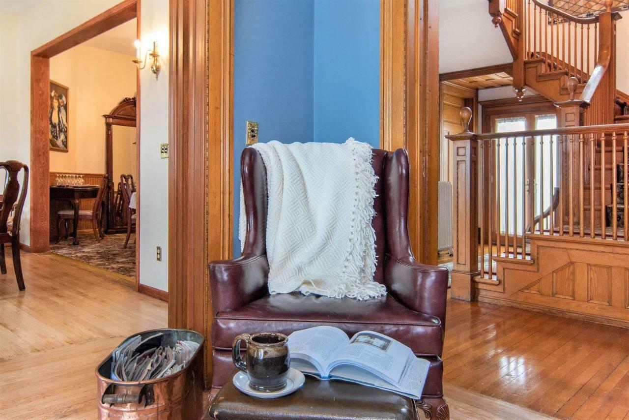 The Lamplighter Bed & Breakfast Of Ludington Eksteriør billede